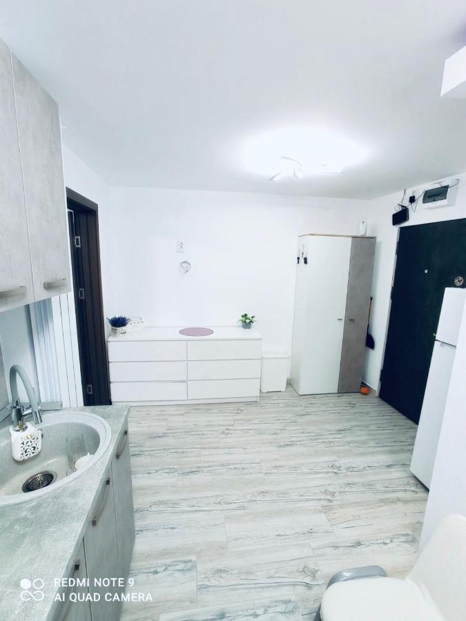 Apartamento Garsoniera Daniela Tîrgu Ocna Exterior foto