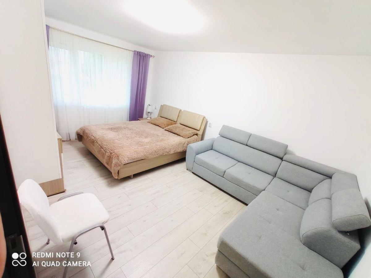 Apartamento Garsoniera Daniela Tîrgu Ocna Exterior foto