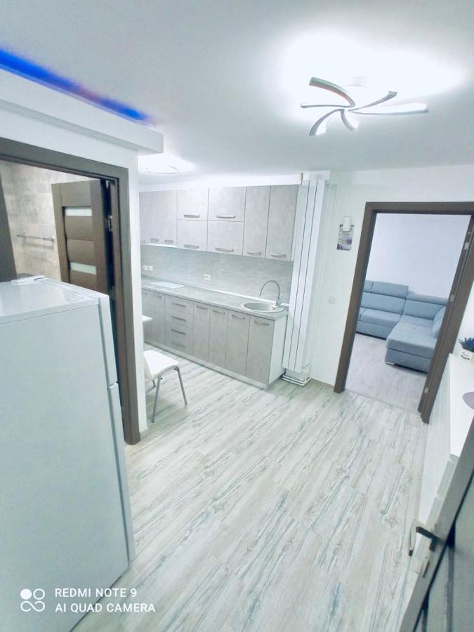 Apartamento Garsoniera Daniela Tîrgu Ocna Exterior foto